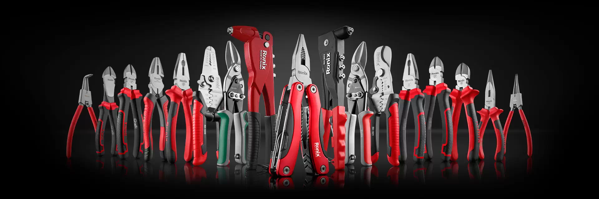 Devant 1 Devant -Stanley Soldes 2024 banner409